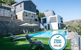 Casa Foz do Corgo - private pool, gardens&river access